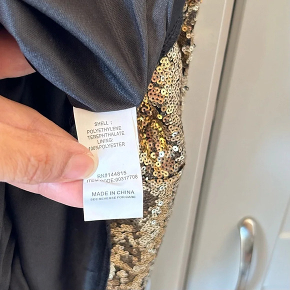 Forever 21 Women's Gold Sequin Mini Dress Size Small Spaghetti Straps New Year’s - Picture 10 of 11